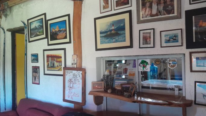 Interior Hostel El Montañes.